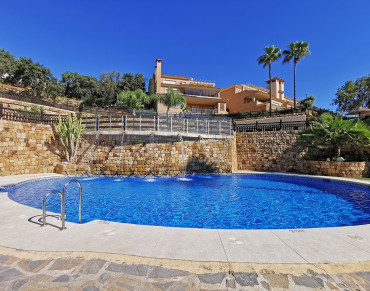 Apartment for sale in Marbella East, La Mairena, Marbella - BEMA1533