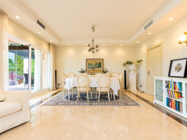 Villa in Marbella — photo 2