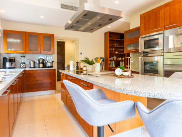 Villa in Marbella — photo 3