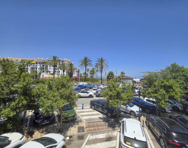 House for sale in Puerto La Duquesa - S5106043