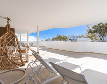 Apartment for sale in Puerto de Estepona, Estepona - CRK207