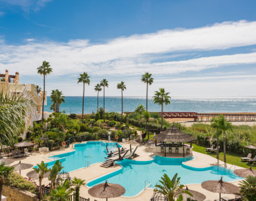 Penthouse for sale in Estepona East - SR-01233P