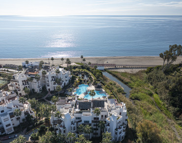 Penthouse for sale in Estepona East - SR-01252P