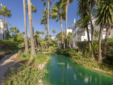 Apartment in Estepona — photo 3