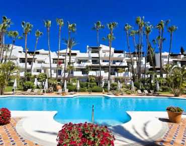 Penthouse for sale in Marbella Golden Mile - SR-01287P