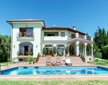 Villa for sale in Marbella East, El Rosario, Marbella - BEMV1535