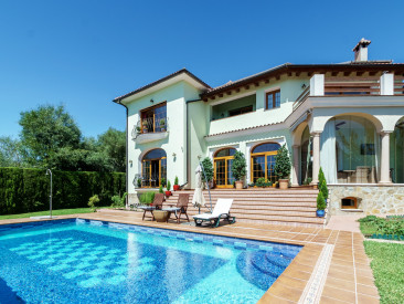Villa in Marbella — photo 2