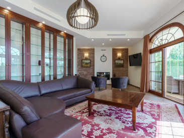 Villa in Marbella — photo 4