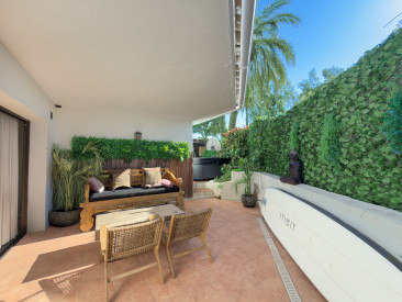 Apartment in Marbella — photo 2