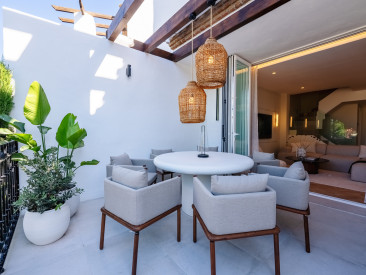 Town House in Marbella — photo 4