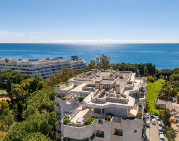 Apartment for sale in Marbella Golden Mile - DM5397