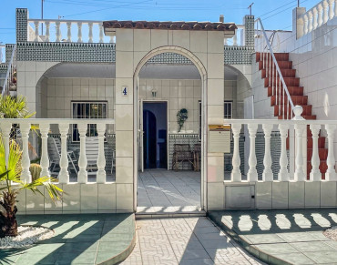 Town House for sale in La Siesta - MOVE-366