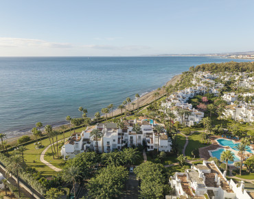 Apartment for sale in Estepona East - 209-02912P