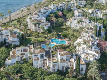 Apartment in Estepona — photo 4