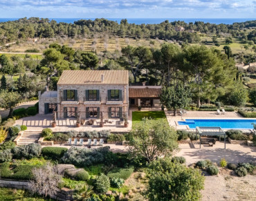 Finca for sale in S´Horta - 2692