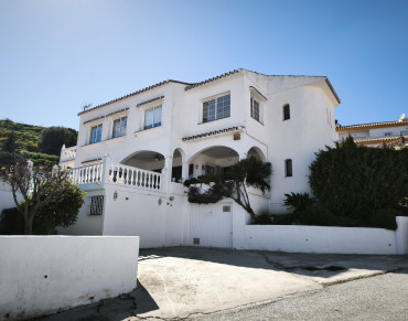 Villa for sale in Urbanización Cerros del Águila