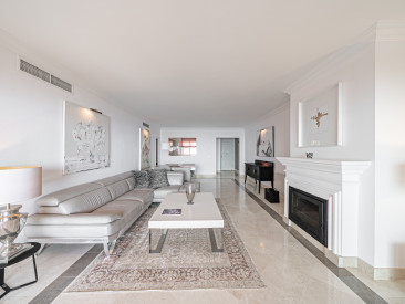 Apartment in Marbella — photo 4