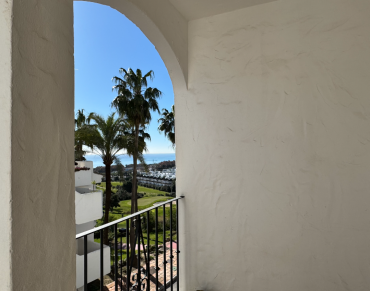Apartment for sale in La Duquesa - 3371