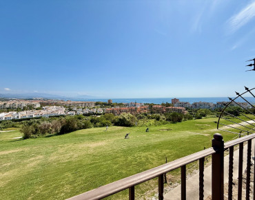 Villa for sale in La Duquesa Golf - 3385