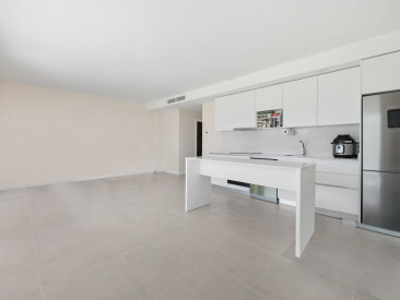 Apartment in Estepona — photo 2