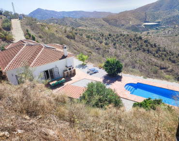 Town House for sale in Arenas - spm3513