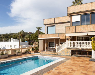 Town House for sale in Málaga - SPCRM2324