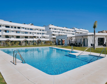 Apartment for sale in Estepona East - SPCRM4588