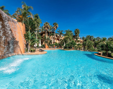 Apartment for sale in Marbella Golden Mile - W-02D1EC