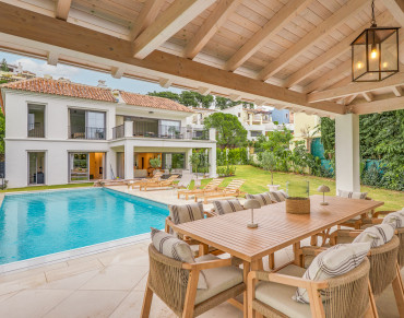 Villa for sale in Los Arqueros - W-047ONC