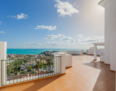 Penthouse for sale in Málaga - BHHS-MAL-05876