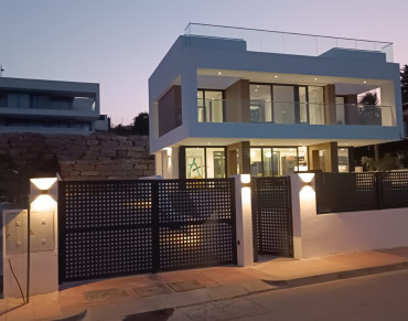 Villa for sale in Estepona West - BHHS-MAR-05959