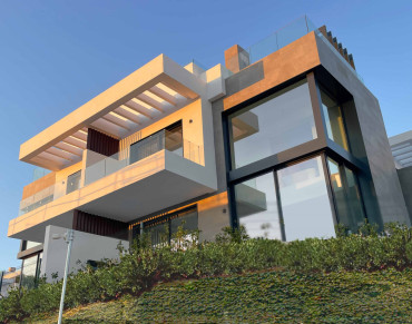 House for sale in Marbella East - W-02UWVK