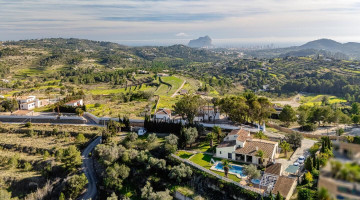 Villa for sale in Benissa, Alicante €995.000 — photo 3 of 108