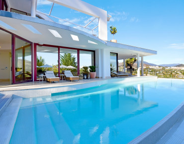 Villa for sale in Nueva Andalucia - BHHS0452