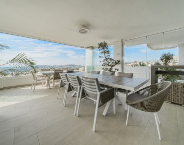 Apartment for sale in Nueva Andalucia - BHHS1880
