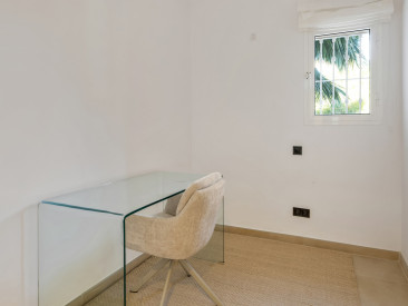Apartment in Marbella — photo 2