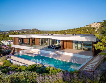 Villa for sale in Santa Ponsa - V0957SP