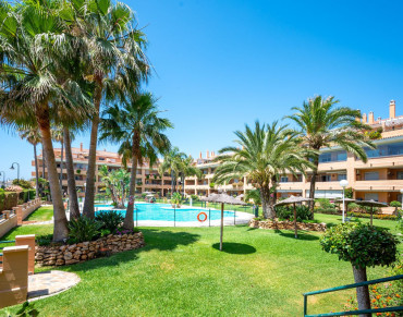 Apartment for sale in La Cala de Mijas - R5398498