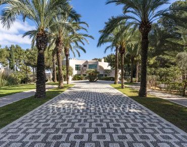 Villa for sale in Sol de Mallorca - V0168SP