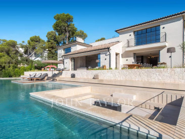 Villa in Bendinat