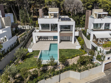 Villa in Marbella — photo 2