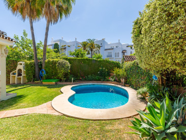 Villa in Marbella — photo 2
