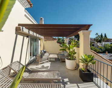 Town House for sale in Nueva Andalucia - 885-00498P