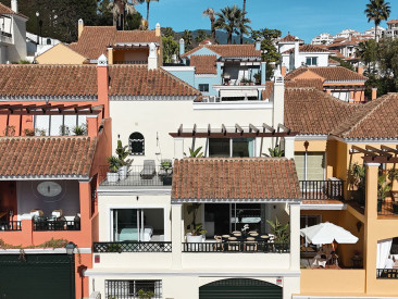 Town House in Marbella — photo 2