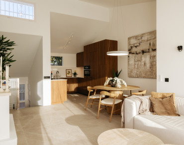 Town House for sale in Estepona East - 885-00500P