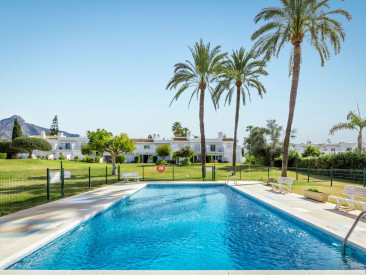 Apartment in Estepona — photo 5