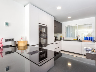 Apartment in Estepona — photo 6