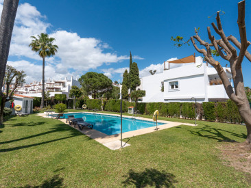 Town House in Marbella — photo 3