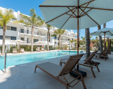 Apartment for sale in Estepona - R5410222