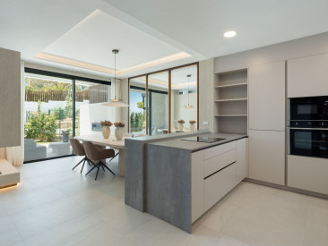 Town House in Marbella — photo 4